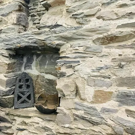 Ehemaliges Wein Chateau Apartment Winningen