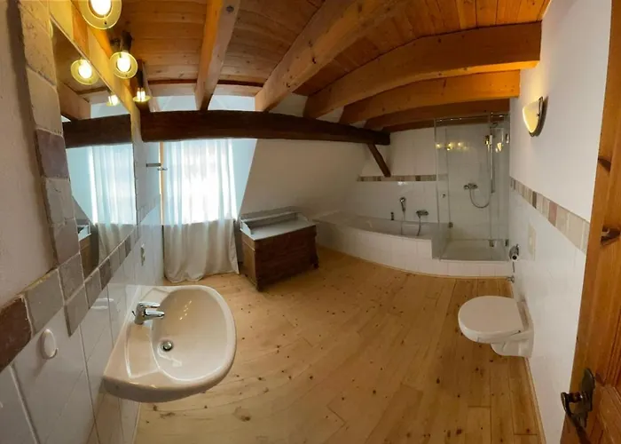 Appartement Ehemaliges Wein Chateau Winningen